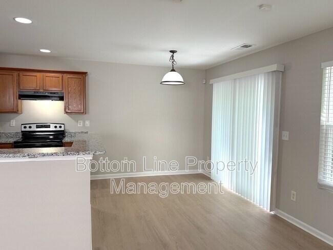 Building Photo - 4918 Muskogee Dr