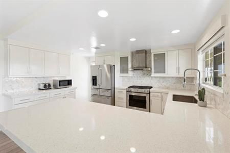 Building Photo - 43660 Elkhorn