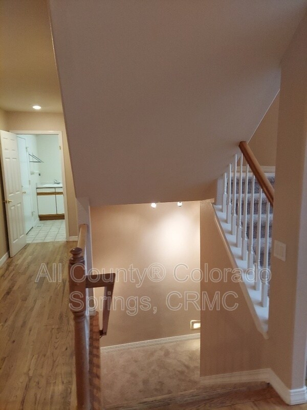 Building Photo - 5035 Langdale Way