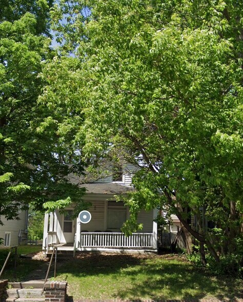 Primary Photo - 644 Ontario St SE