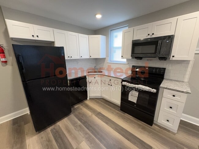 Primary Photo - 3 BEDROOM HOME FOR RENT IN LANSDOWNE