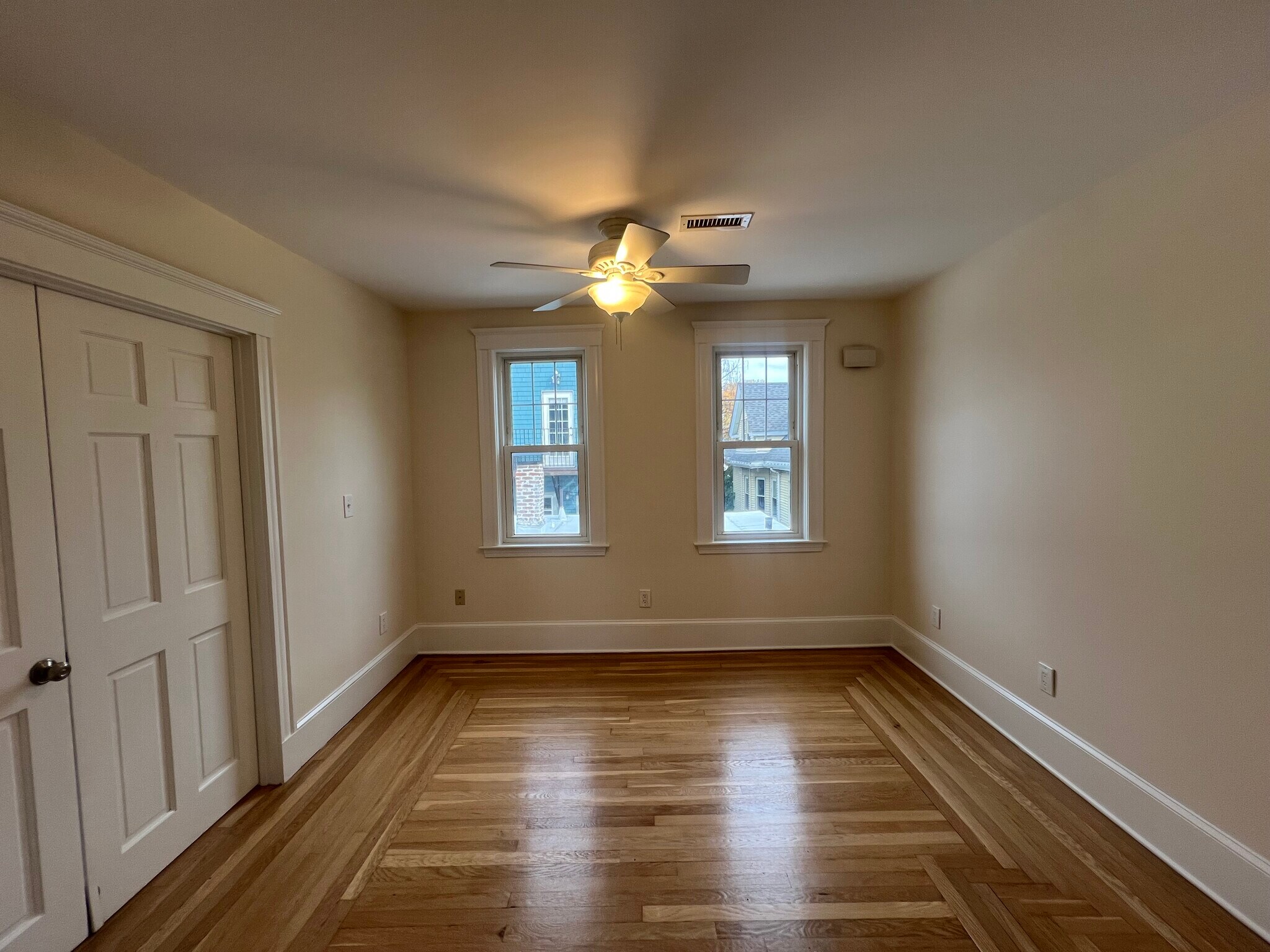 Building Photo - 50 White St