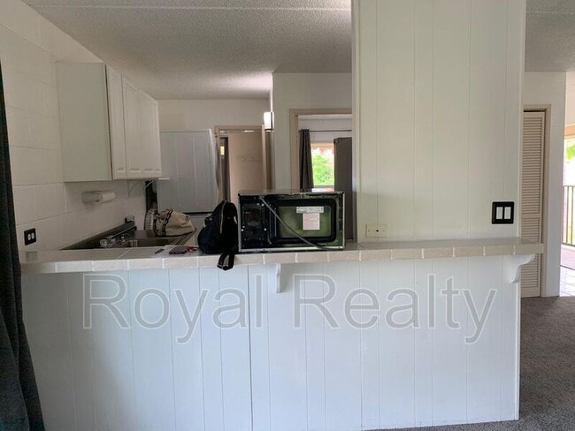 Building Photo - 480 Pio Dr