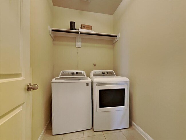Building Photo - 24819 Alberti Sonata Dr