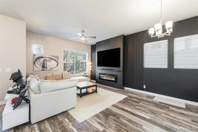 Building Photo - 1400 W 66th Pl