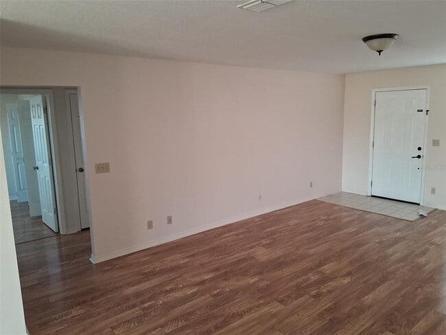 Building Photo - 5001 NW 31 St