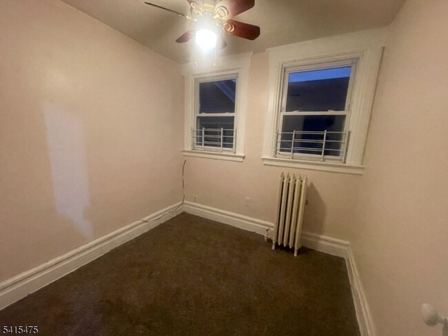 Building Photo - 43 Mapes Ave