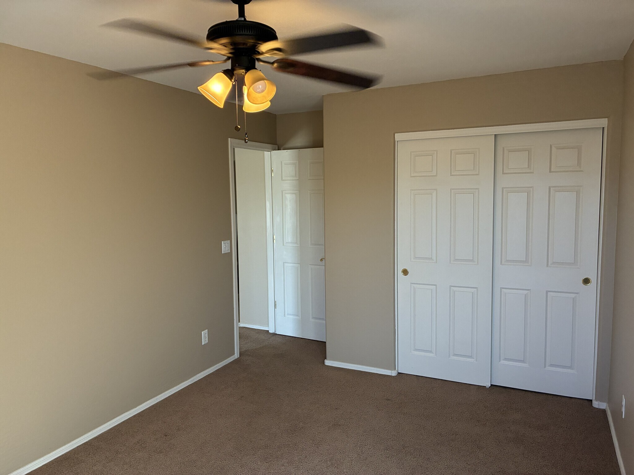 Building Photo - 7146 W Paso Trl