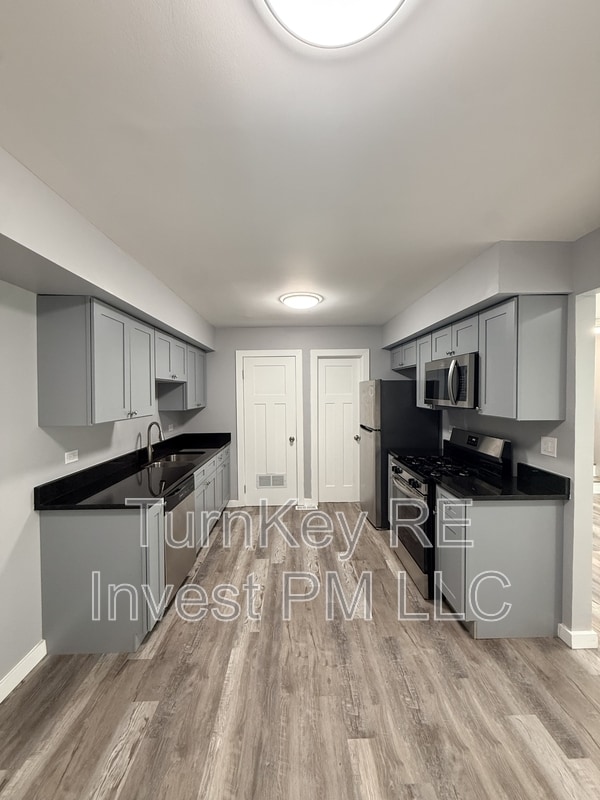 Building Photo - 36 Wildwood Ln