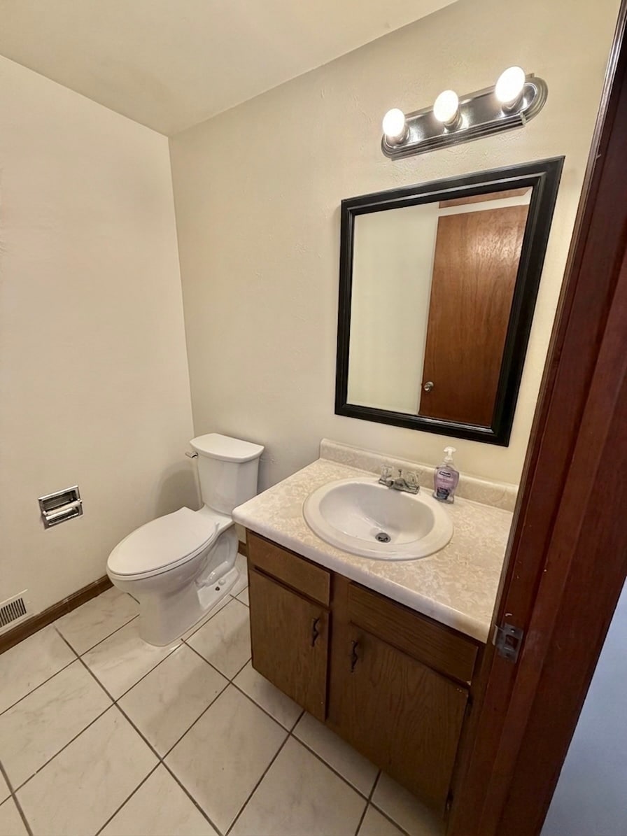 Downstairs Bathroom - 1328 Dangelo Dr