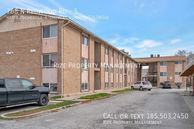 Building Photo - 768 N Redwood Rd