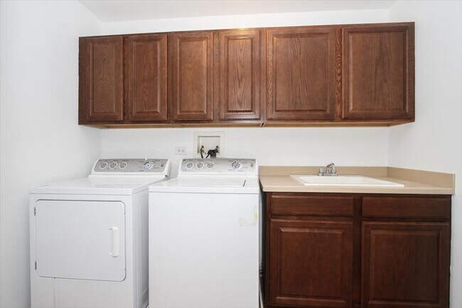 Building Photo - 1245 Tuscany Dr