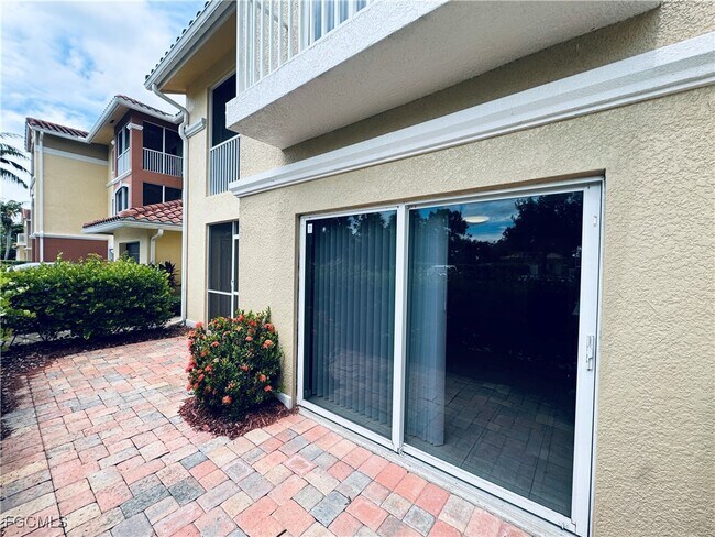 Building Photo - 13100 Bella Casa Cir