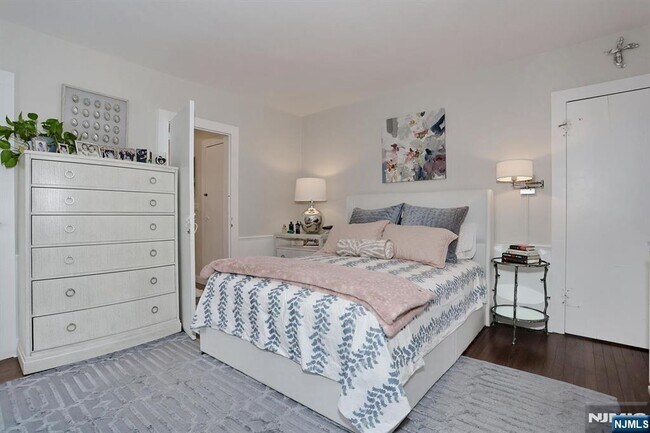 Building Photo - 2 Maysenger Rd