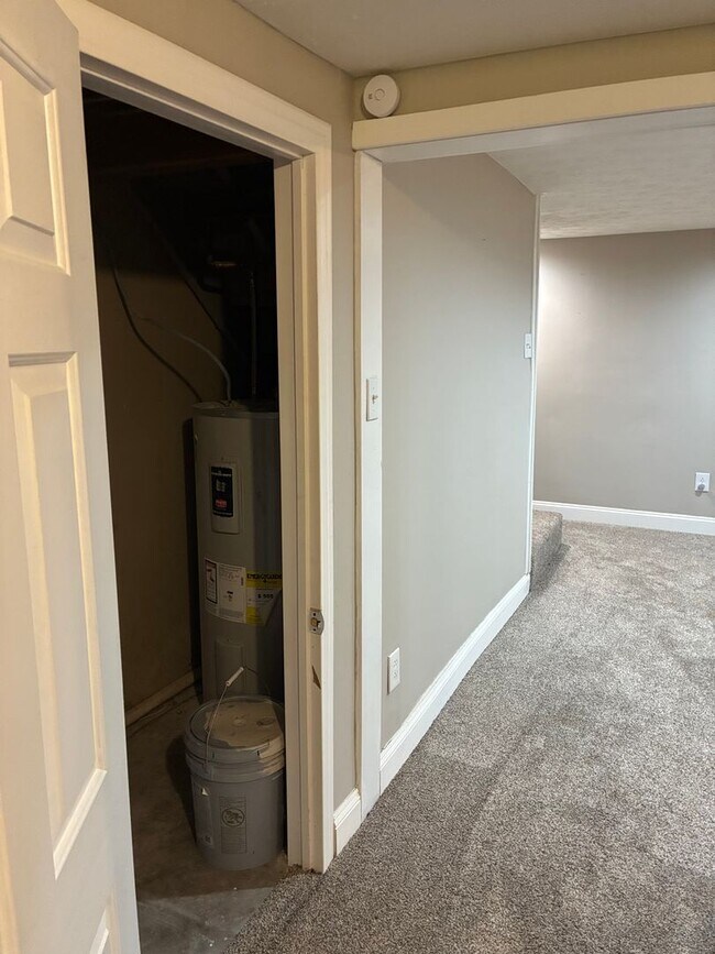 Building Photo - 964 Timberwood Dr