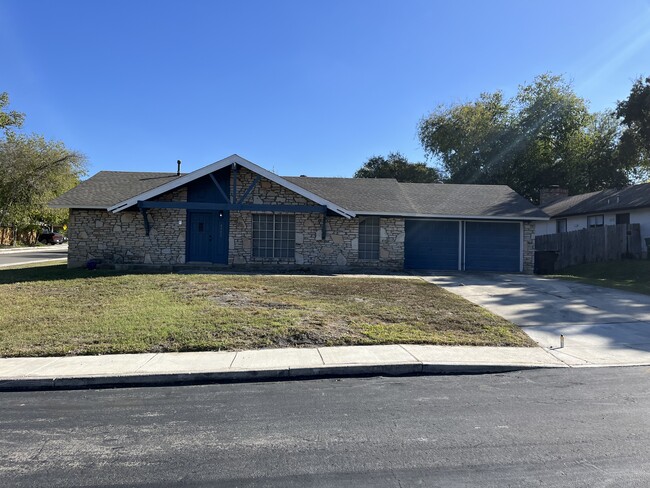 Brand new remodel with new appliances. - 4302 Millstead St