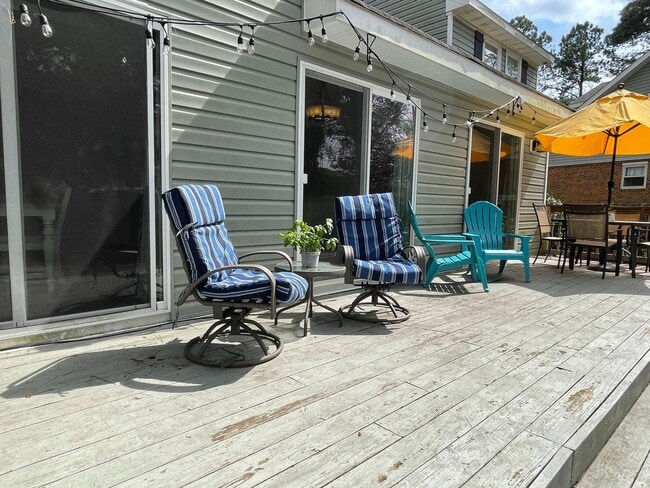 Building Photo - Spacious 6 bedroom home in Virginia Beach