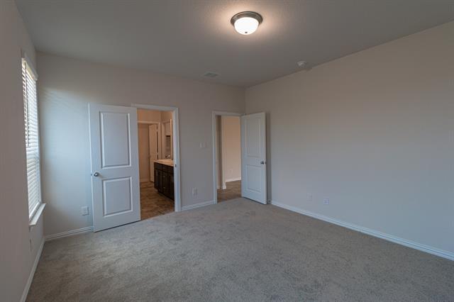 Building Photo - 1033 Park Oak Ln