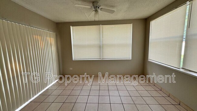 Building Photo - 6536 Anvers Blvd S