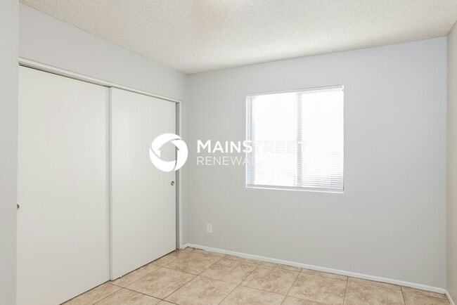 Building Photo - 3 Bedroom Pet-Friendly Home in Phoenix, AZ...