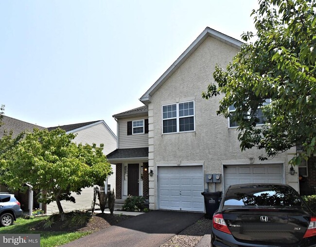 Building Photo - 1028 Balley Dr