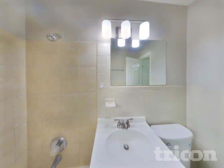 Building Photo - 10506 Dodd Rd