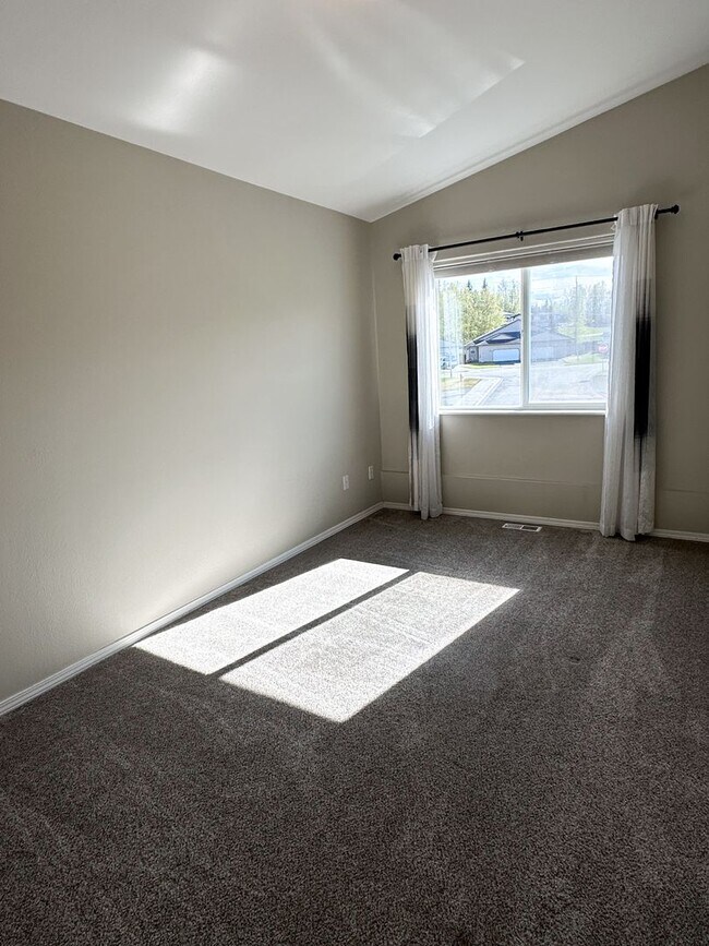 Building Photo - 6703 Snow Goose Cir