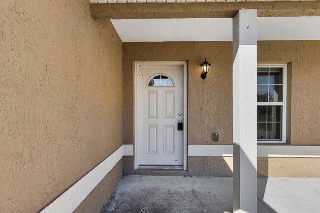 Building Photo - 3/2 Rental South of Ocala!