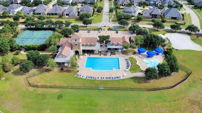 Building Photo - 23514 Bellina Dr