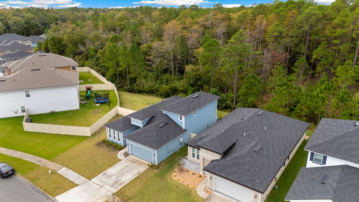 Building Photo - 613 Lancewood Ct