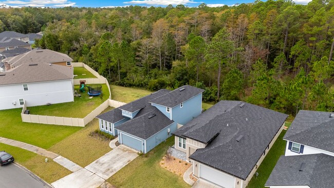 Building Photo - 613 Lancewood Ct