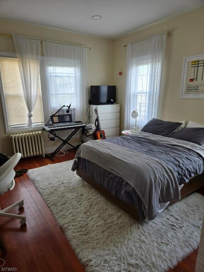 Building Photo - 70 Overlook Ave