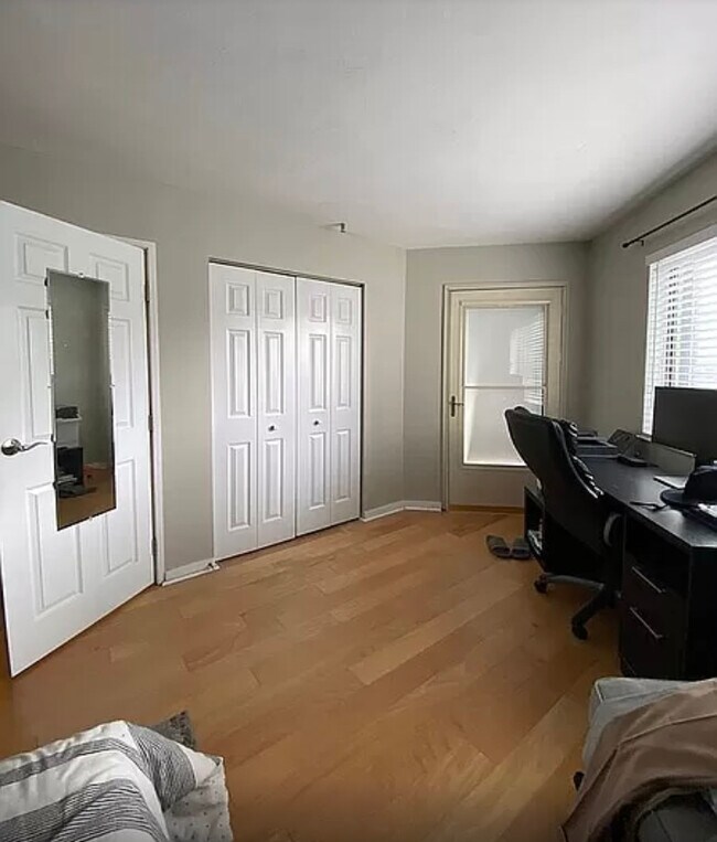 Building Photo - 90 Quincy Shore Dr