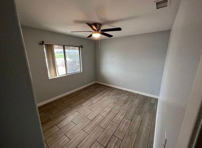Building Photo - 27390 Alessandro Blvd