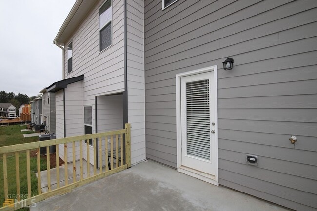 Building Photo - 85 Chastain Cir