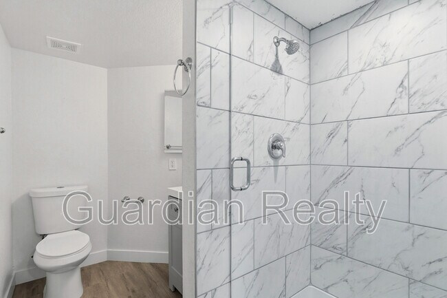 Building Photo - 509 Kristin Ln