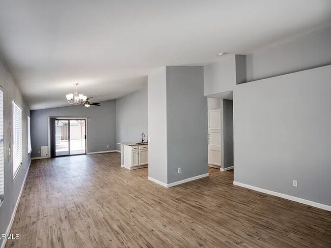 Building Photo - 15020 W Watson Ln