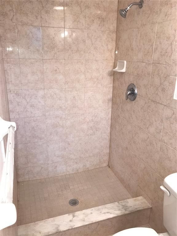 Building Photo - 906 Homewood Dr