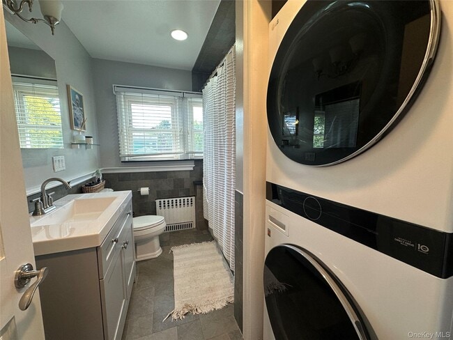 Building Photo - 15 Barlow Ave