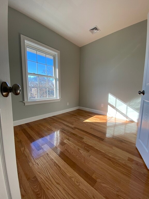 Building Photo - 20 Kenton Rd