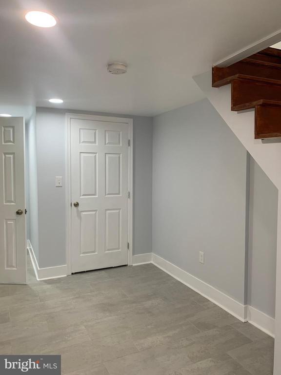 Building Photo - 3711 Richmond St