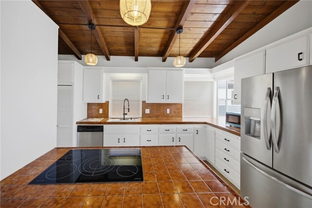 Building Photo - 210 Avenida Calafia