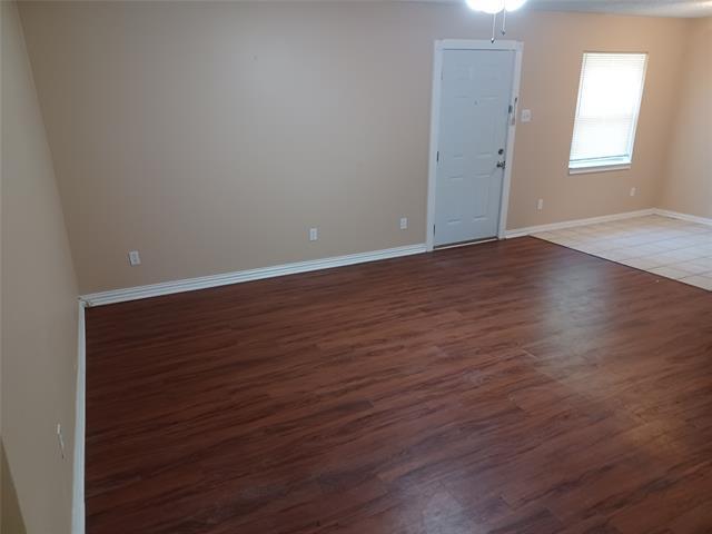 Building Photo - 4110 Fernwood Dr