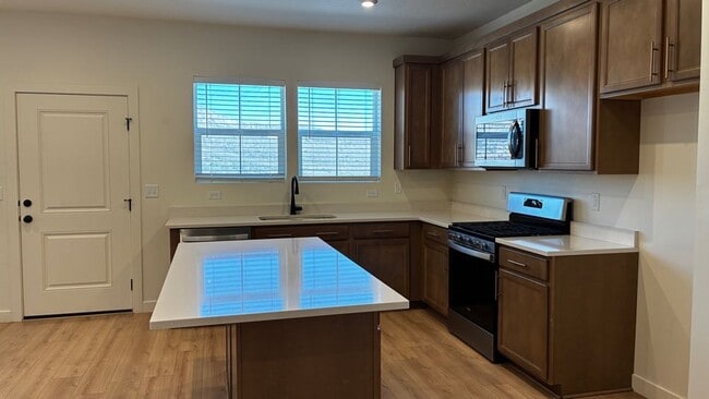 Building Photo - 4365 E Longleaf Ln