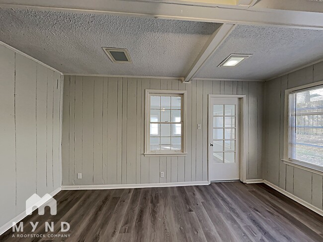 Building Photo - 4709 Stage Rd