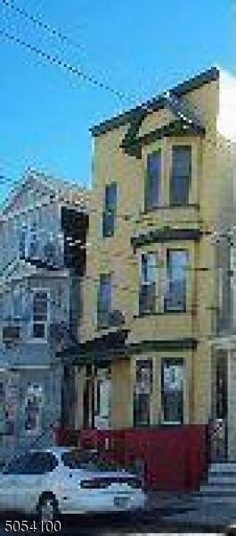 Primary Photo - 448 S 17th St