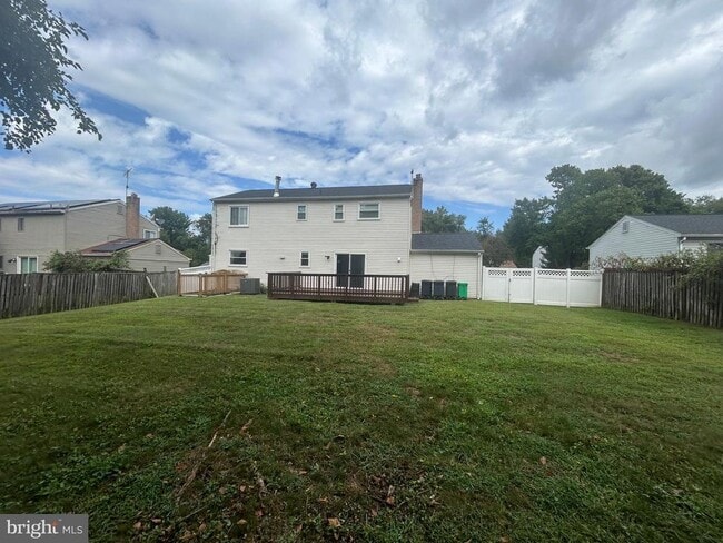 Building Photo - 11009 Fruitwood Dr