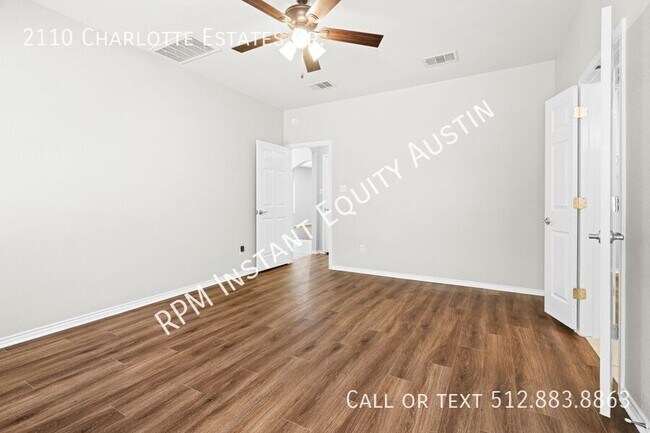 Building Photo - 2110 Charlotte Estates Dr