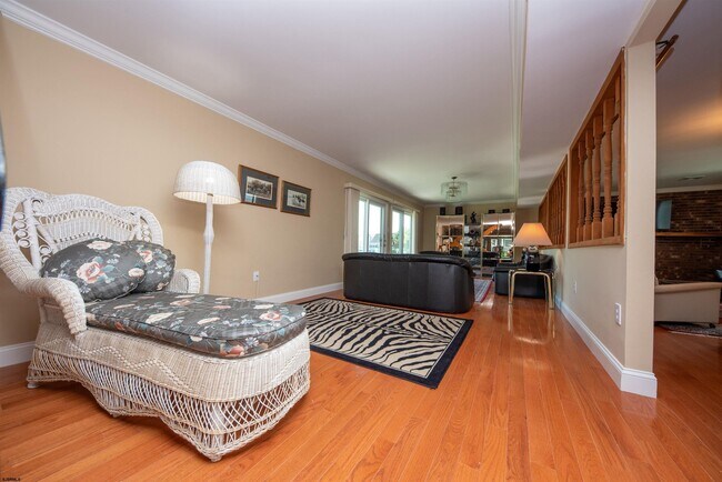 Building Photo - 3201 Bayland Dr