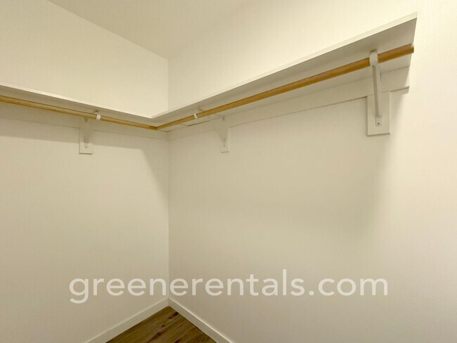 Building Photo - 1944 Olympia Ave NE